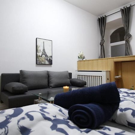 Comfort Triple Room Th Wien Eksteriør billede