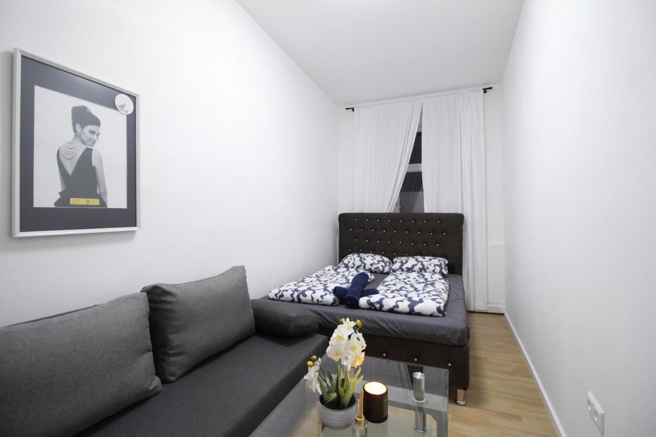 Comfort Triple Room Th Wien Eksteriør billede