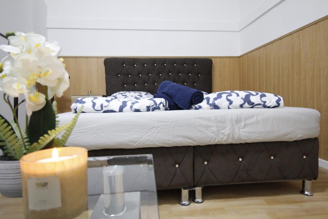 Comfort Triple Room Th Wien Eksteriør billede