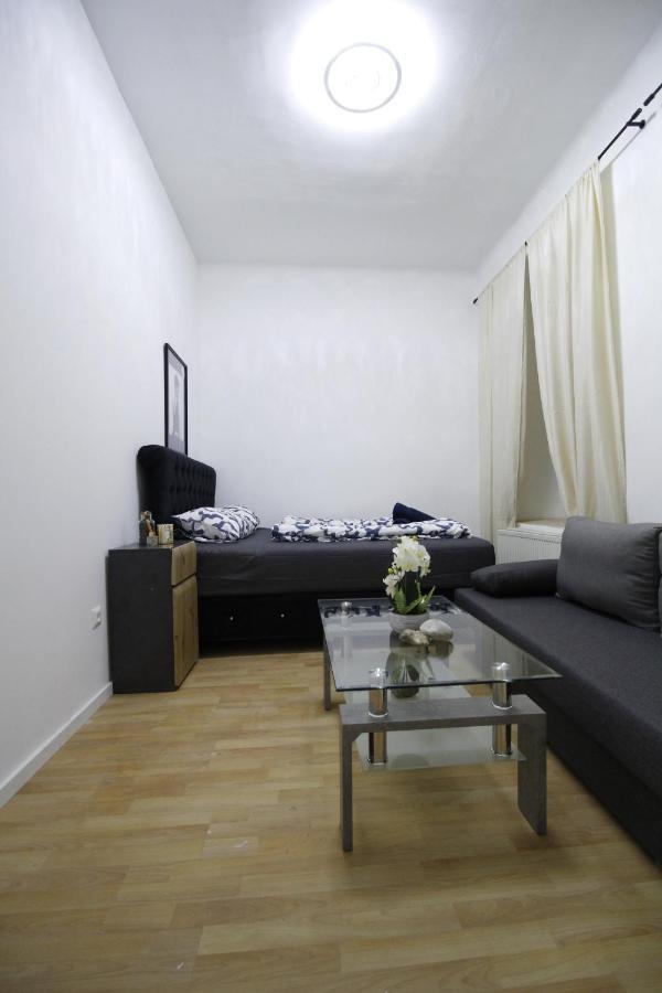 Comfort Triple Room Th Wien Eksteriør billede